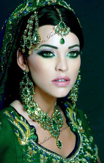 KIMI Necklace Set NAGK0658 Indian Jewellery