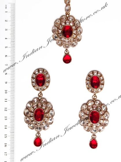 American Diamond Indian Earrings and Tikka IAGA10992C Indian Jewellery