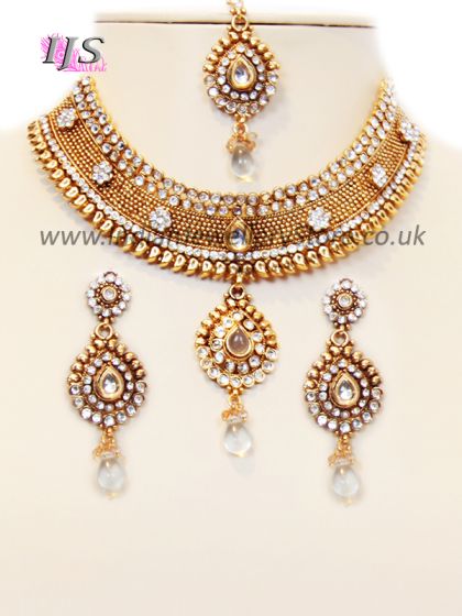 Sparkling Gold Choker Set - Meera BEWC10743 Indian Jewellery