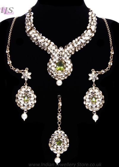 Structured kundan collar necklace set - Apple green NAGK11840 Indian Jewellery