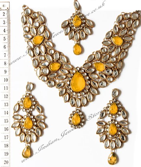KIMI Necklace Set NAYK02671 Indian Jewellery